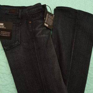 PAIGE JEANS SIZE 27" (SIZE 4-6) SKYLINE BOOT